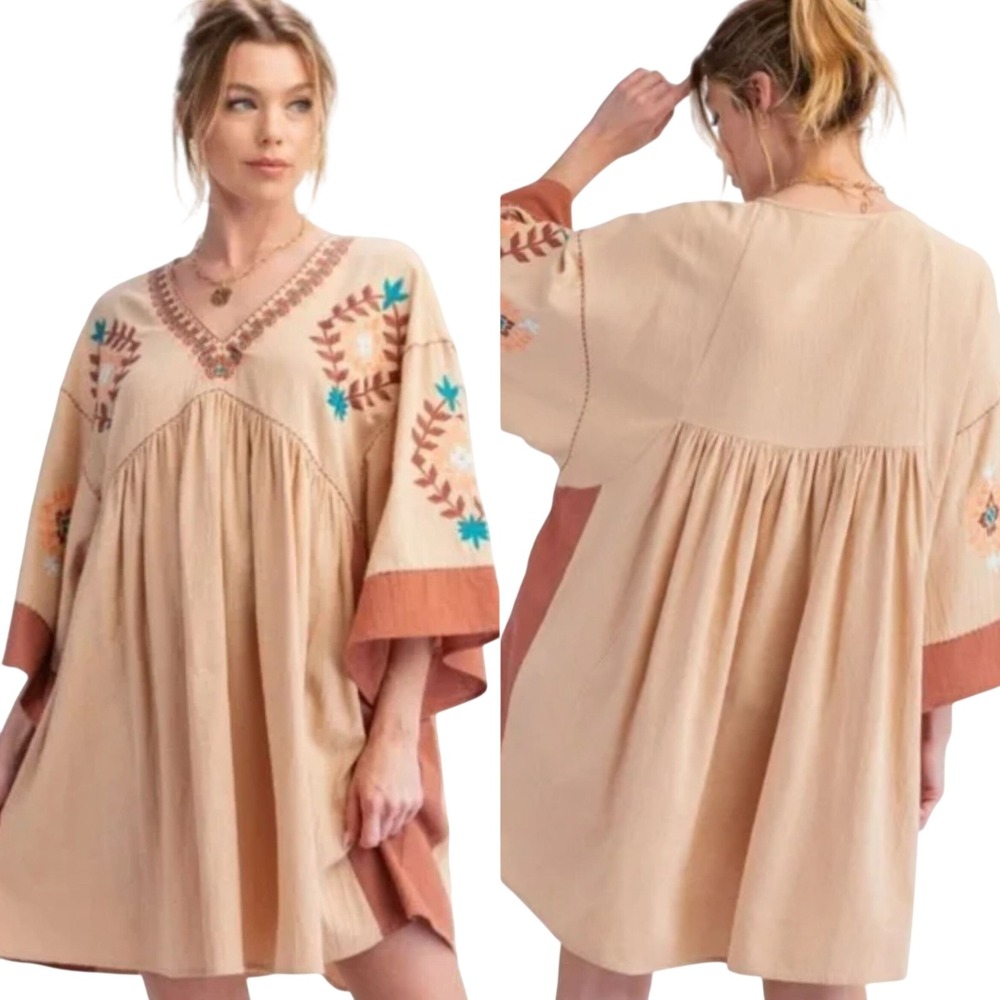 Easel Catching Feelings Embroidered Tunic Mini Dress Beige Coral Blueโ NEW